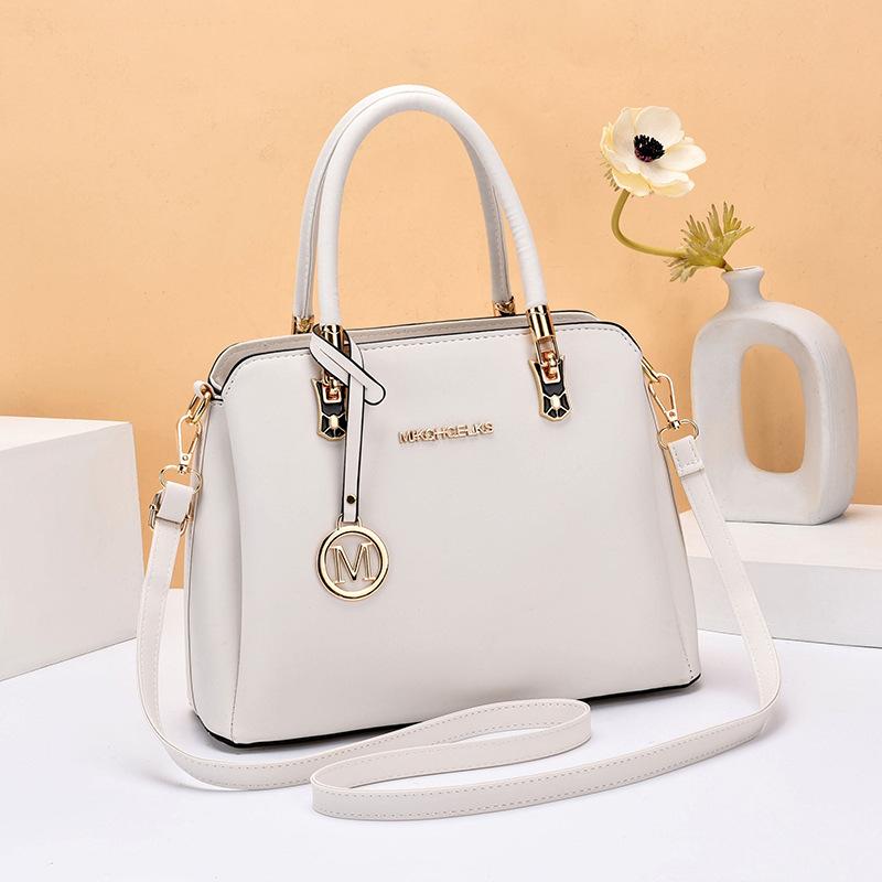 Elegant fashion classic bag mySite